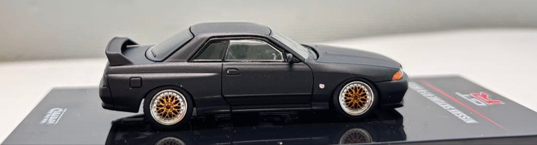 INNO 1/64 日産スカイライン GT-R R32 マットブラック