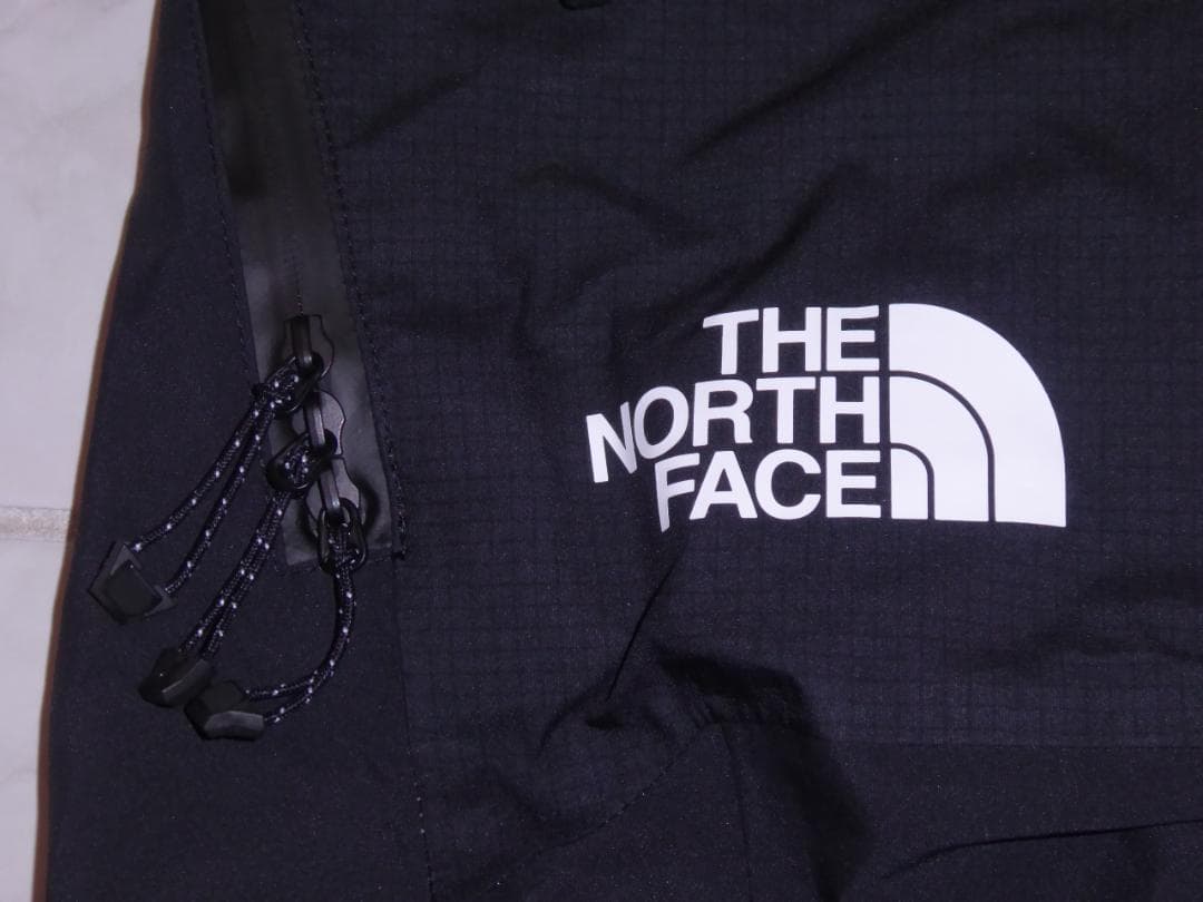 ■未使用品！THE NORTH FACE ハイブリッドシアアイスビブ Lサイズ■