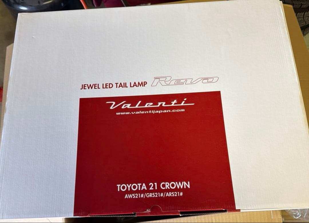 Valenti Jewel LED テールランプ　210 クラウン