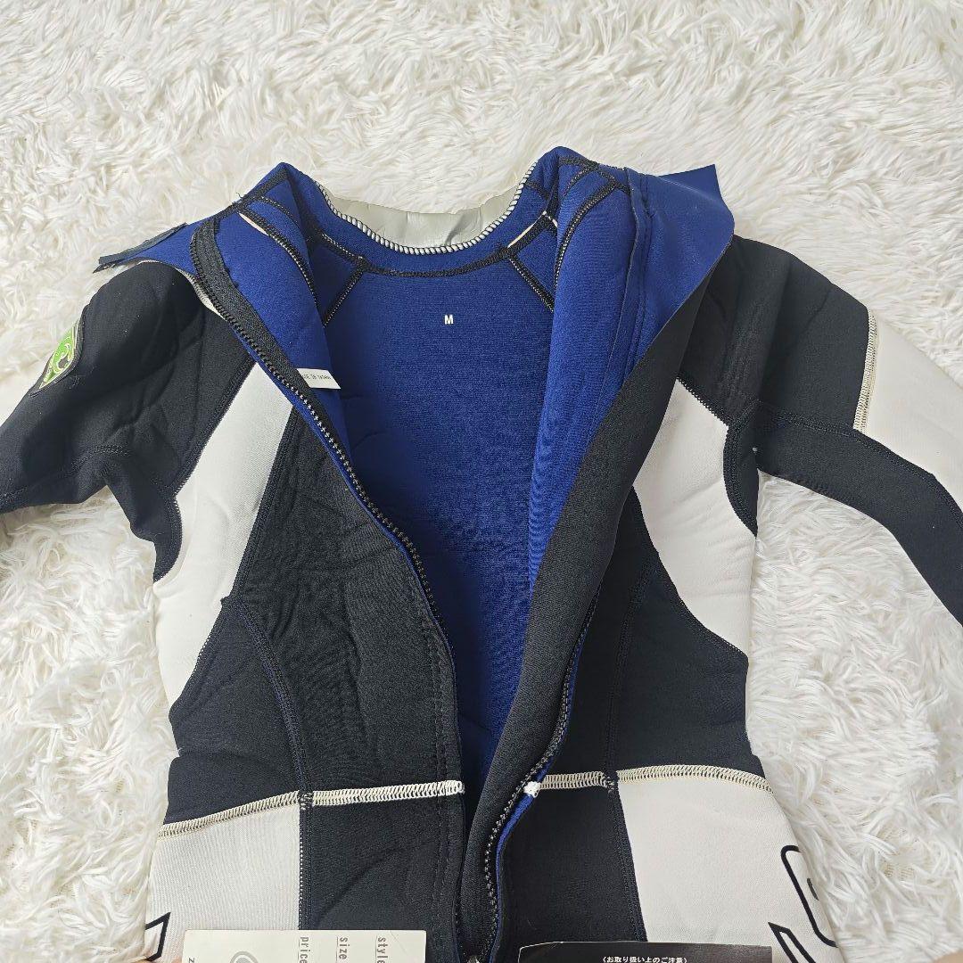 【新品.タグ付】Dzei-ef ウェットスーツ　黒/白 長袖ショートパンツ　M