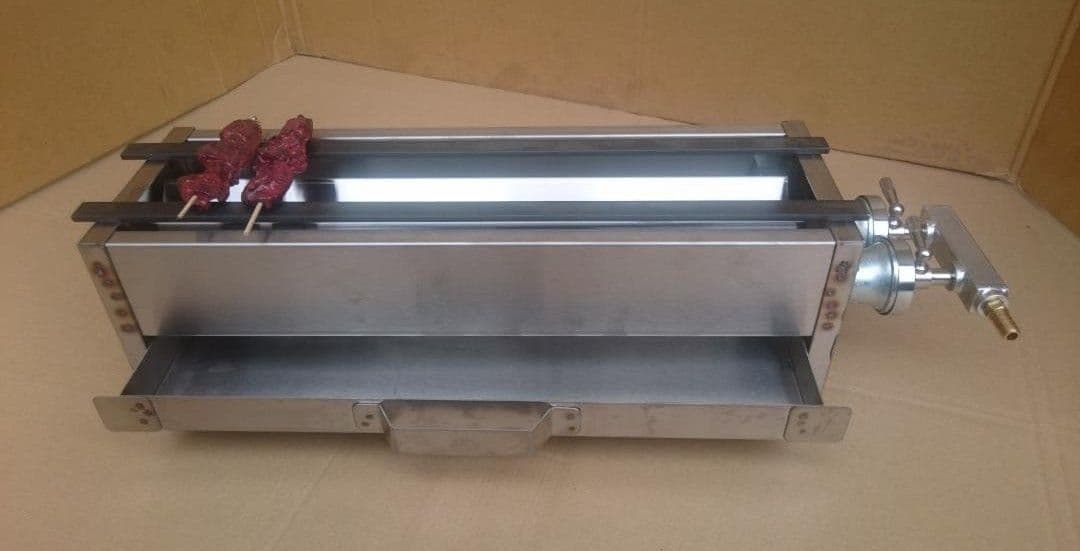 ３日以内に発送します ★ 未使用品 ♪ １５９９９円 ♪ やきとり焼き器 祭Y3