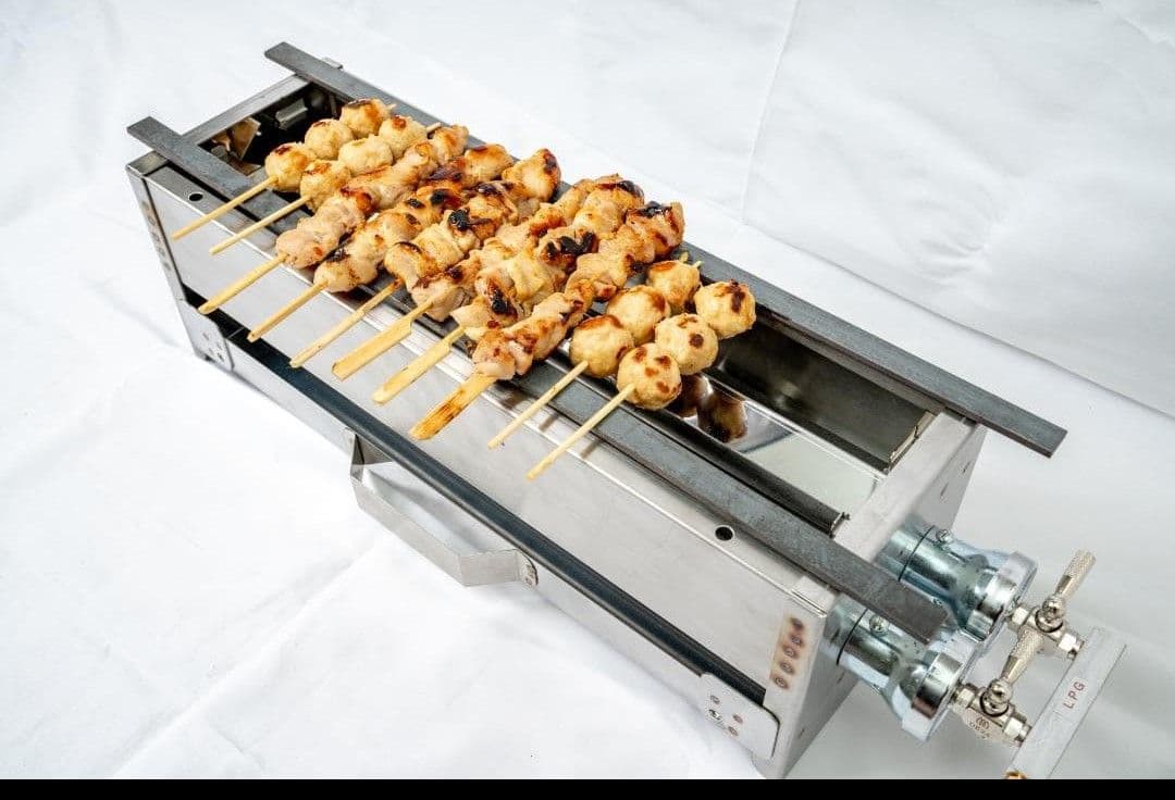 ３日以内に発送します ★ 未使用品 ♪ １５９９９円 ♪ やきとり焼き器 祭Y3