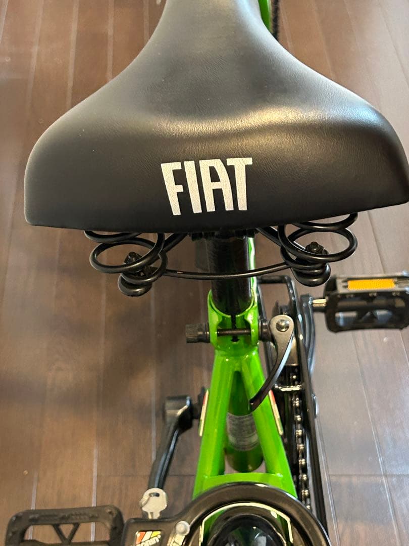 フィアット FIAT 折り畳み自転車 20インチ 6段変速 グリーン フル装備