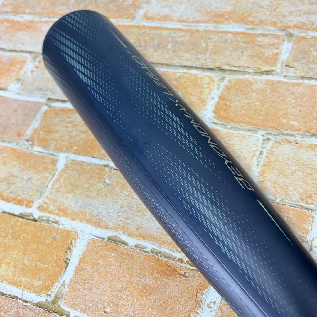 美品 ミズノ 直営限定カラー ビヨンドマックス レガシー LW 軟式用 バット