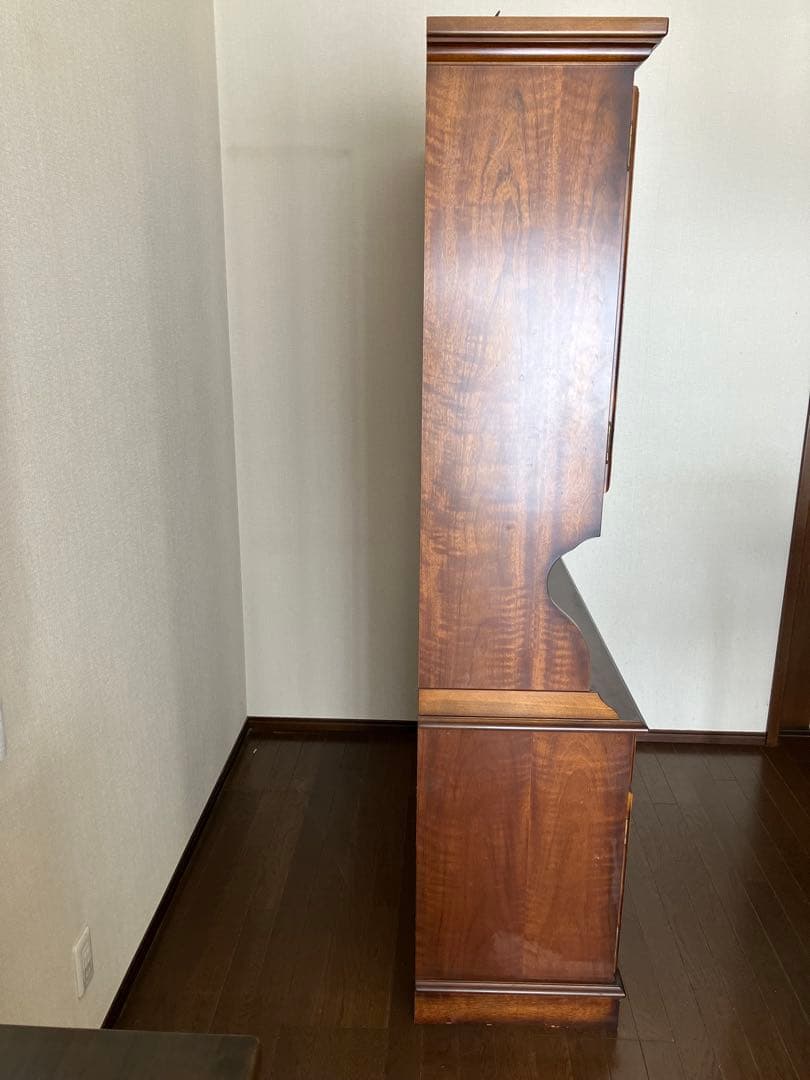 食器棚　カリモク【Karimoku 】