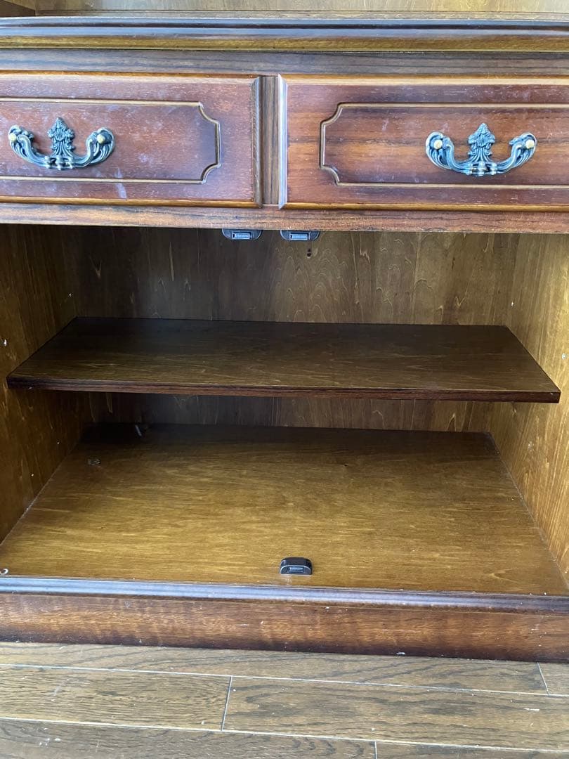 食器棚　カリモク【Karimoku 】