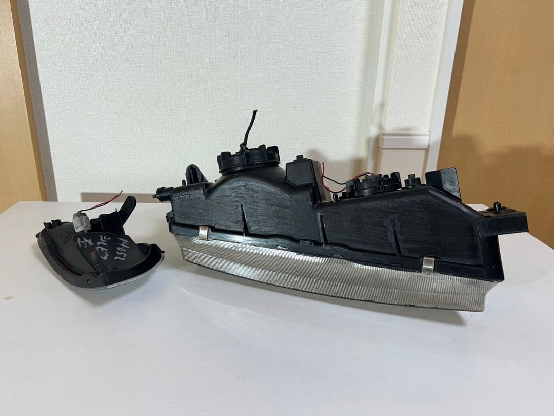 シルビアS13純正ヘッドライト