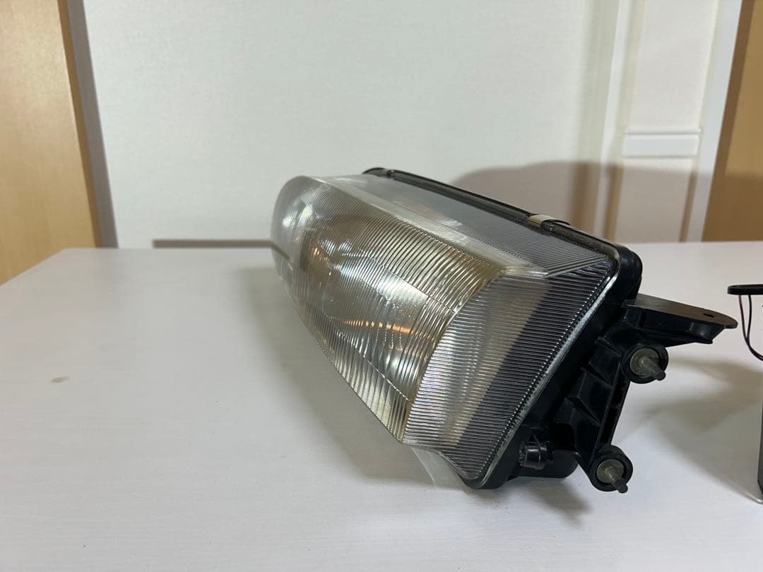 シルビアS13純正ヘッドライト