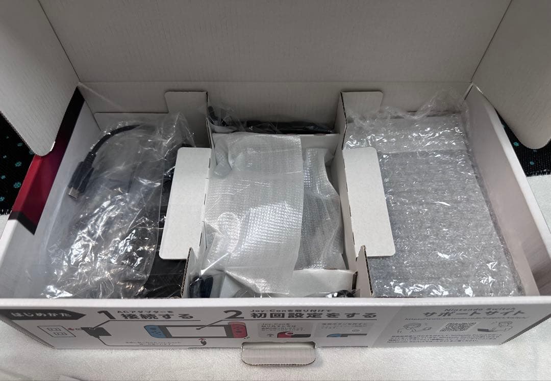 Nintendo Switch 本体 赤と青 Joy-Con