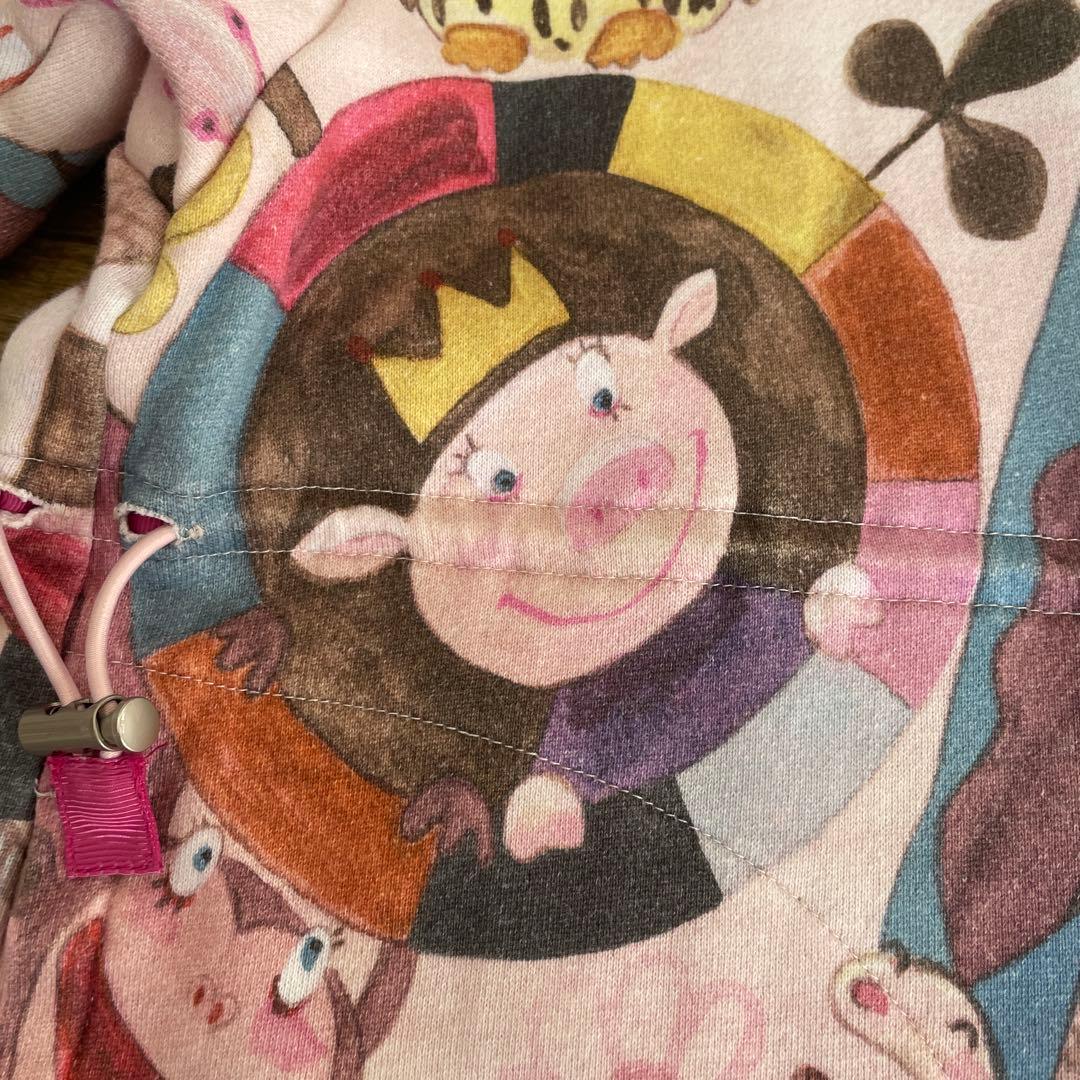 アルベロベロ　キャラクター柄 フルジップパーカー M