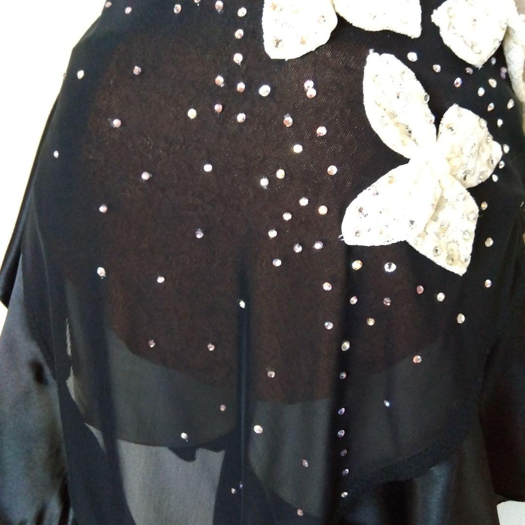 社交ダンス衣装 花の装飾付き