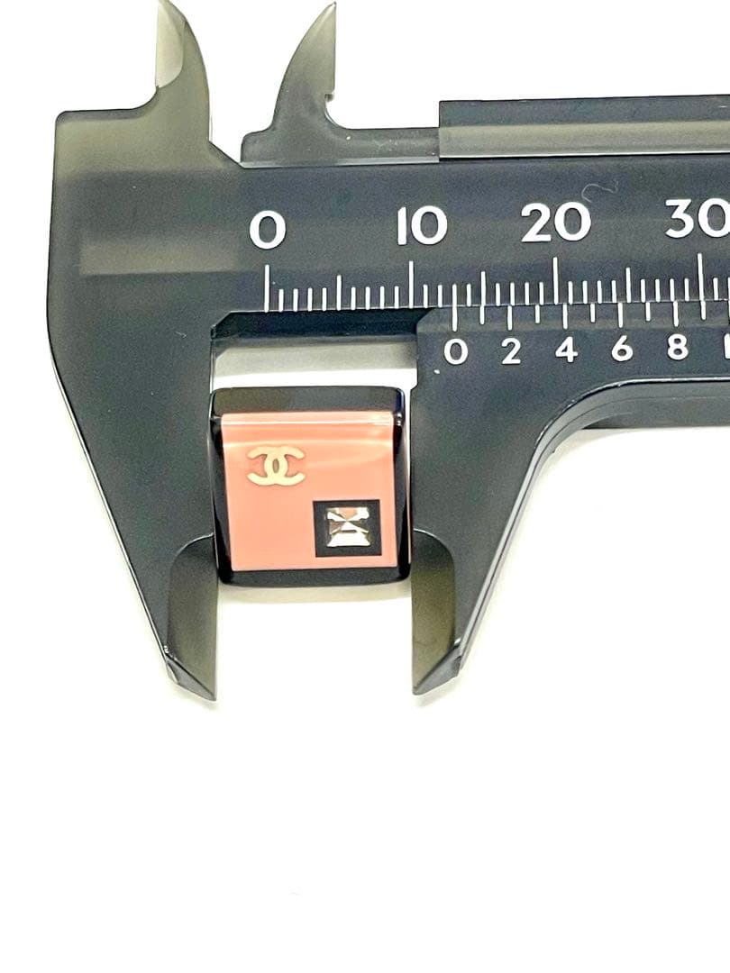 Dayday ok 正規品CHANELスクエアピアス片方