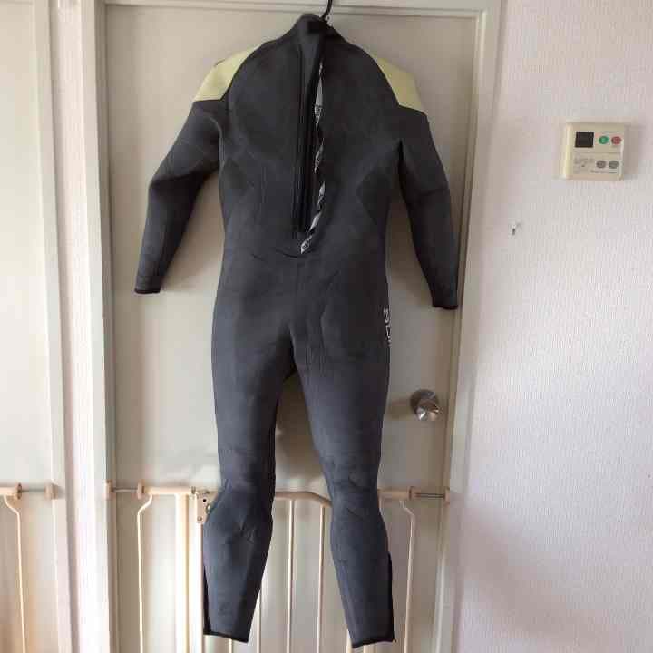 ダイビング ウェットスーツ