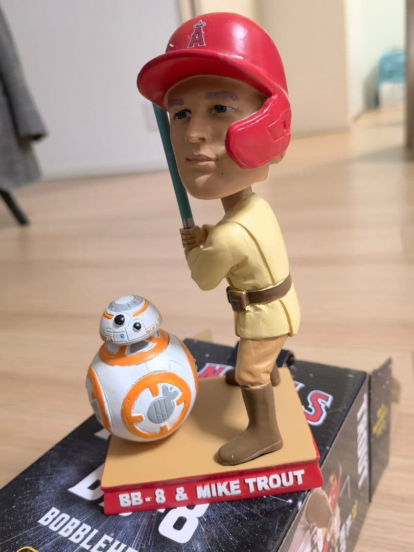 マイク・トラウト スターウォーズBB-8 ボブルヘッド