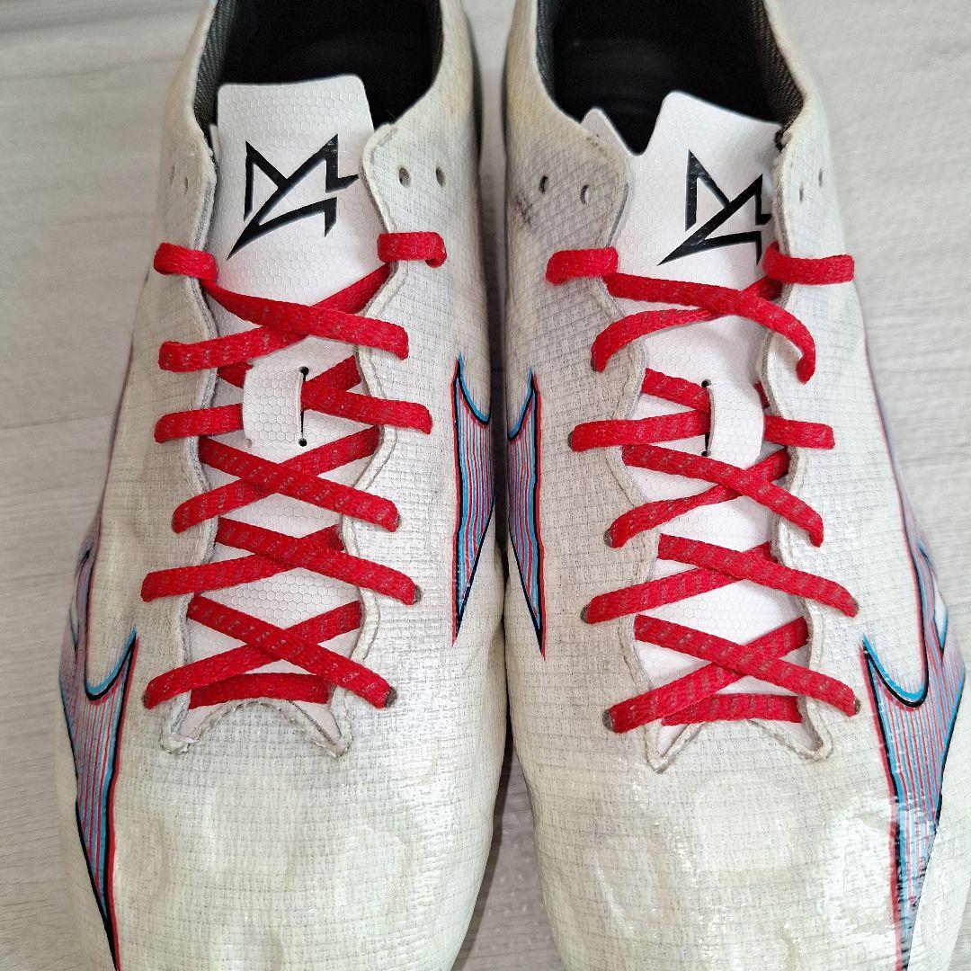 美品☆ミズノアルファ Pro ホワイト サッカーシューズ 25㎝