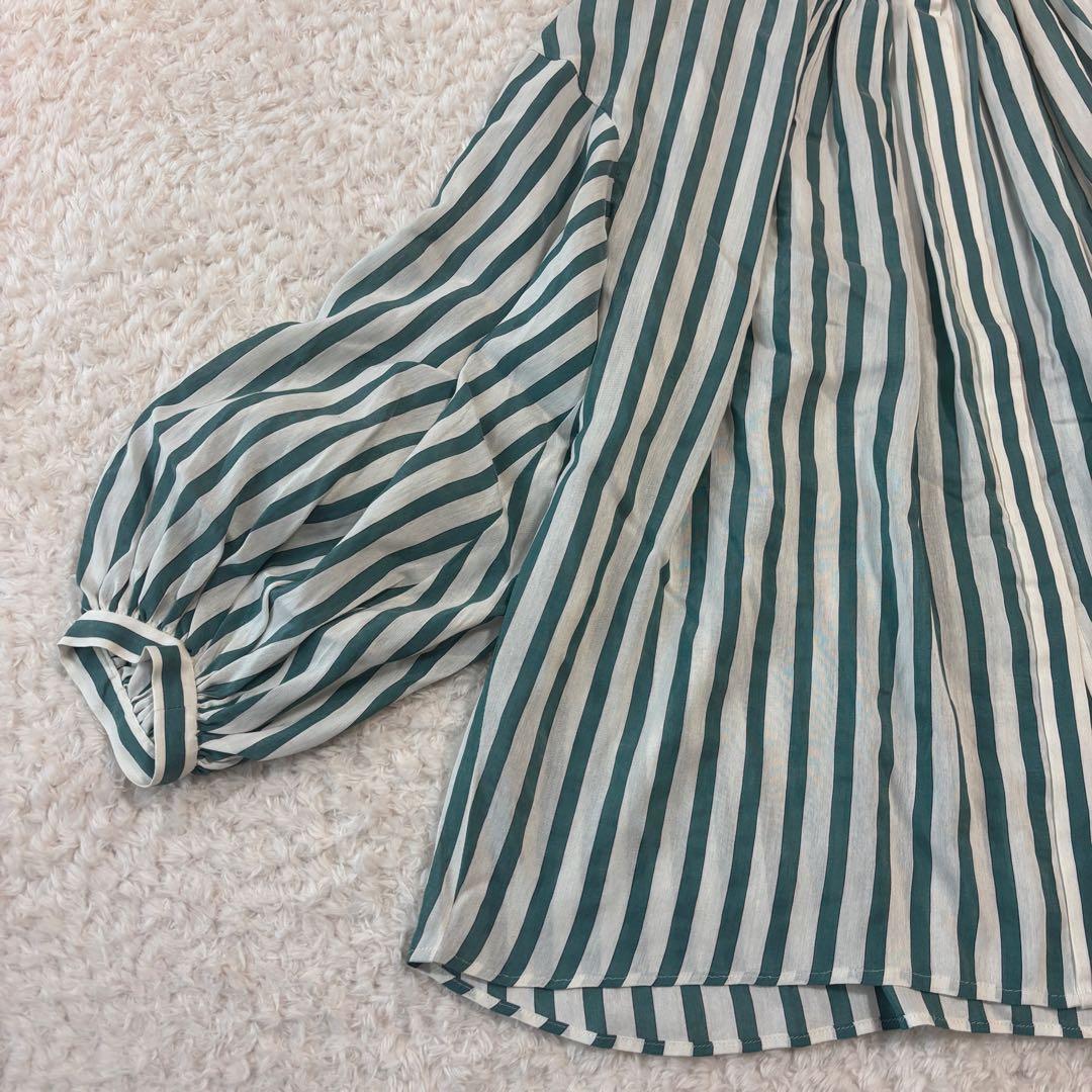 極美品トゥモローランドトラックストライプ ギャザーパフスリーブブラウス グリーン