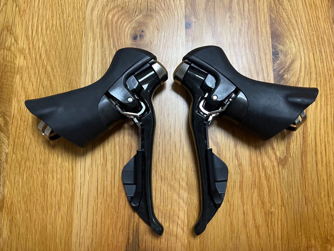 Shimano ULTEGRA ST-6800シフター