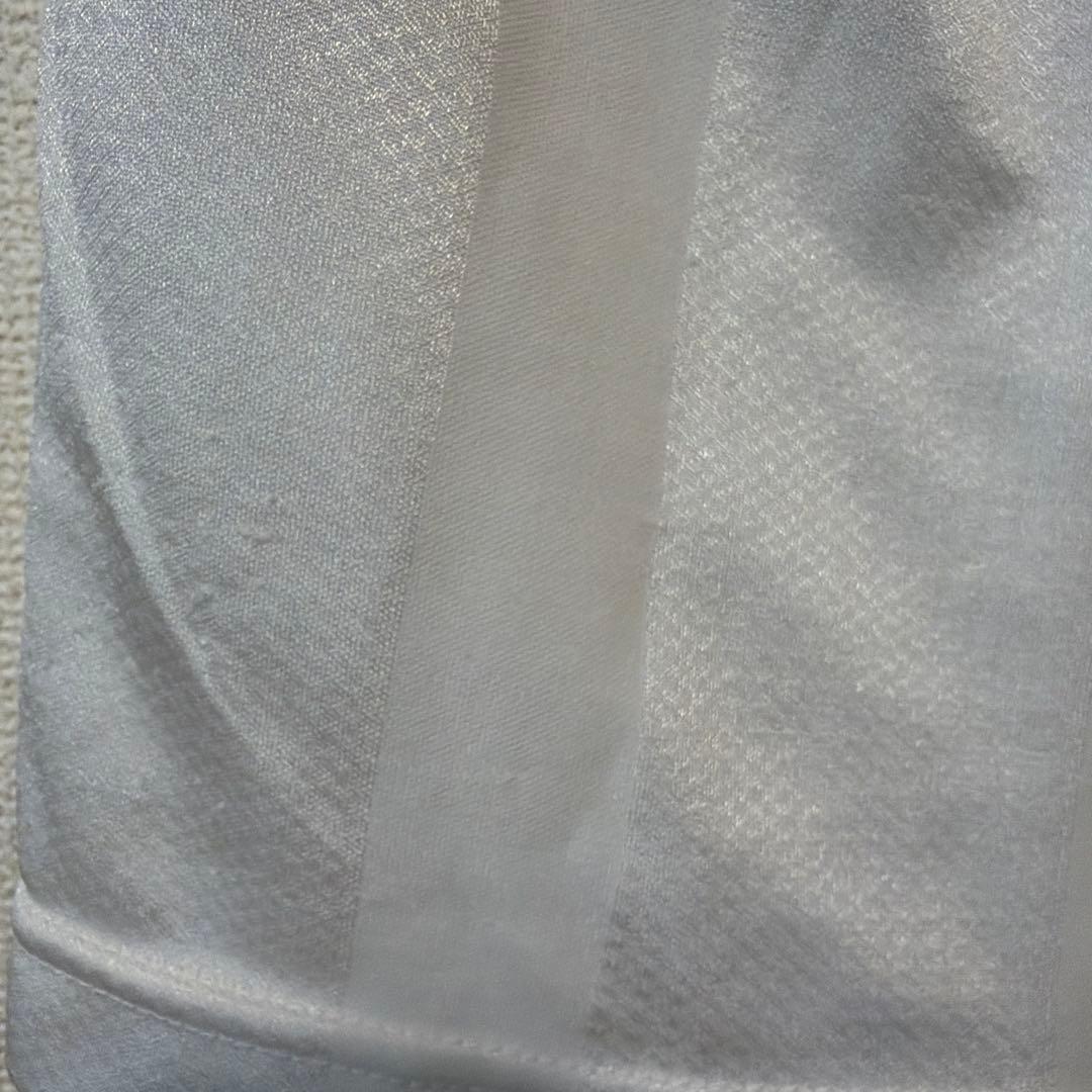 UMBRO ホワイト Vネックシャツ