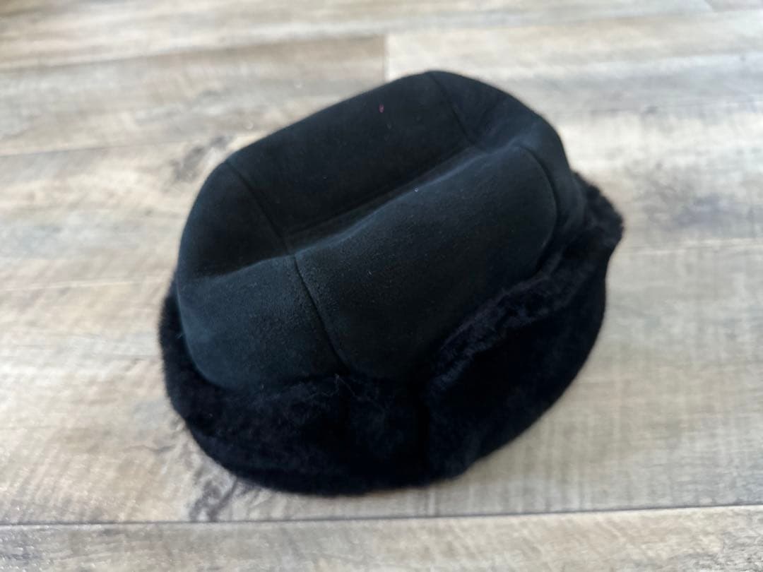 MISTRAL フランス製 リアル ムートン トーク　防寒　羊革　黒　未使用品