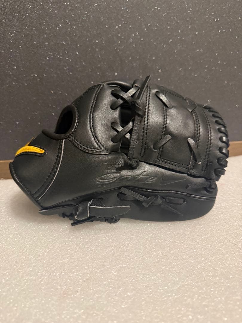 ★希少★屋外未使用★ NIKE ナイキ 軟式少年用 上位グレード 良型 革質◎