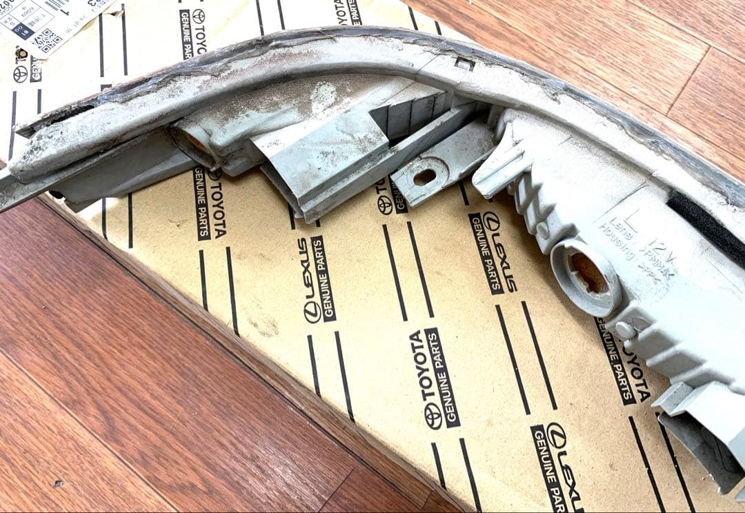 100系ハイエース ヘッドライト、ウインカーセット