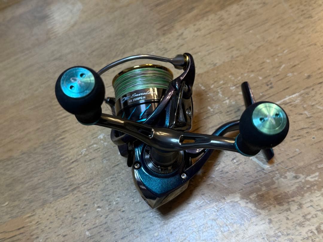DAIWA エメラルダス　MX2508PE スピニングリール