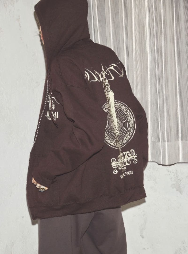 さくらんぼ JUEMI Saint Mary Zip-up Hoodie