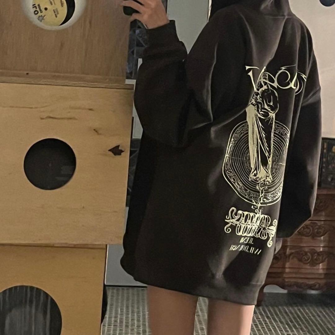 さくらんぼ JUEMI Saint Mary Zip-up Hoodie