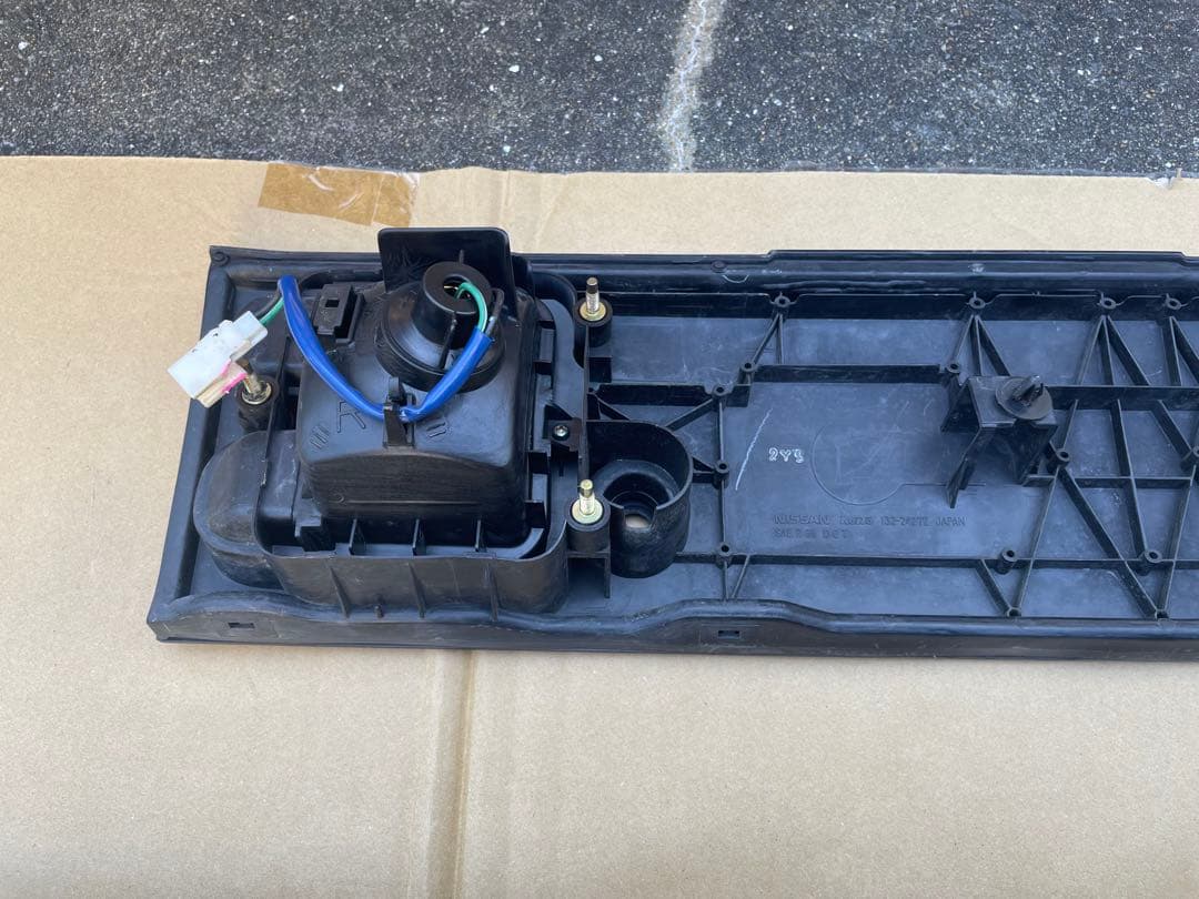 カ*ズ様 フェアレディ z32 テールランプ ガーニッシュ