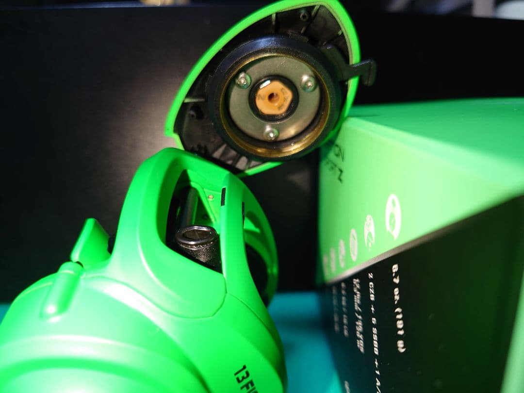 13 FISHING インセプションスポーツ Z 左手用 、