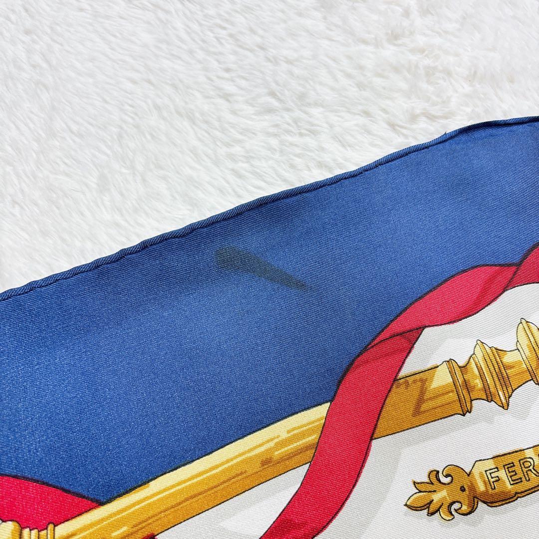 エルメス カレ90 FERRONNERIE 鉄細工 スカーフ 鍵柄 ネイビー