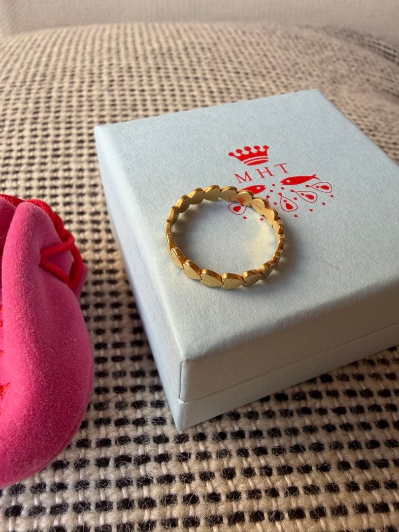 Marie-Hélène de Taillac \"ラブ\" バンドリング GOLD