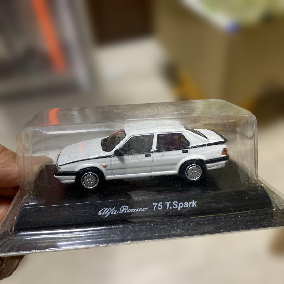 d*7様 ミニカーアルファロメロ15車種