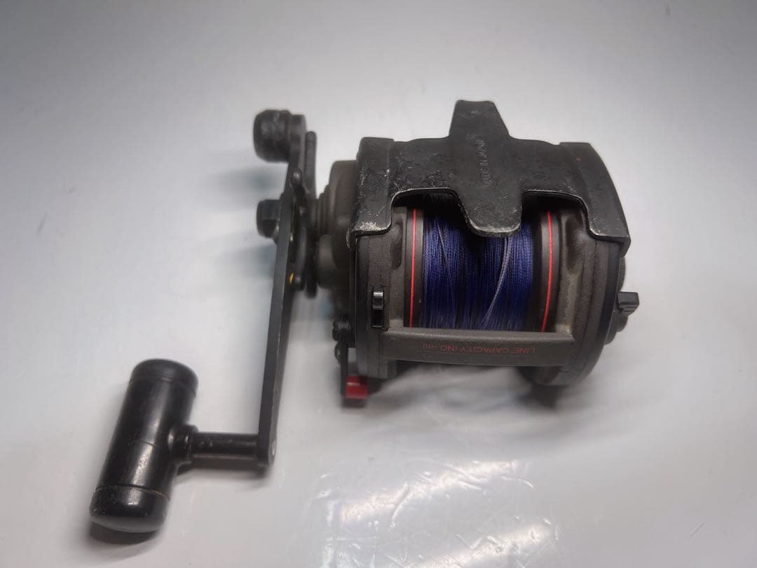 リール RYOBI ADVENTURE CARBON 70 MAGTEC