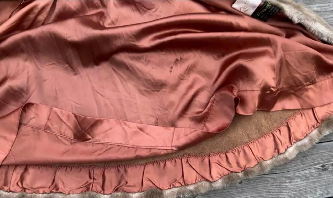 tissavel FRANCEフェイクファー 4ボタン イギリス製