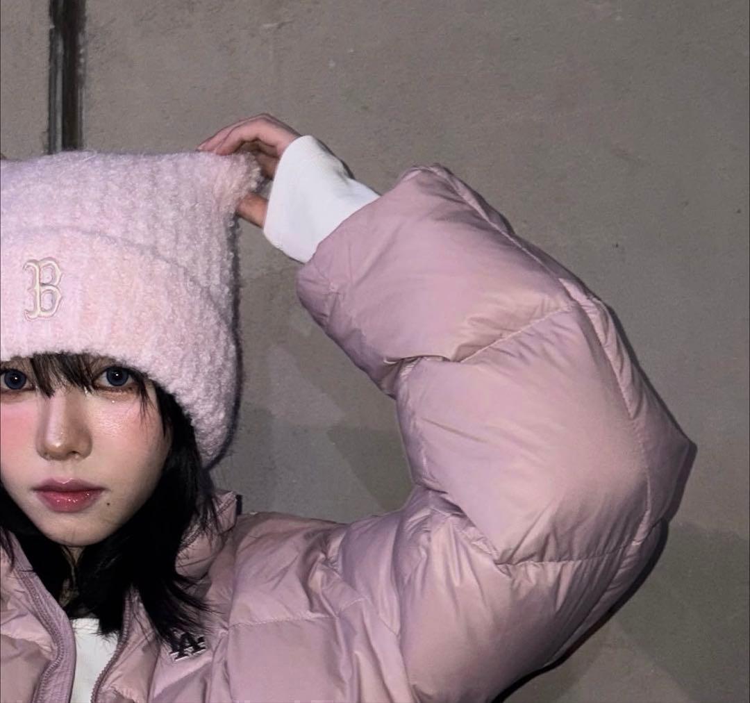 MLB Korea　カリナ着用 ビーニー ピンク　猫耳ニット帽　韓国限定　完売品