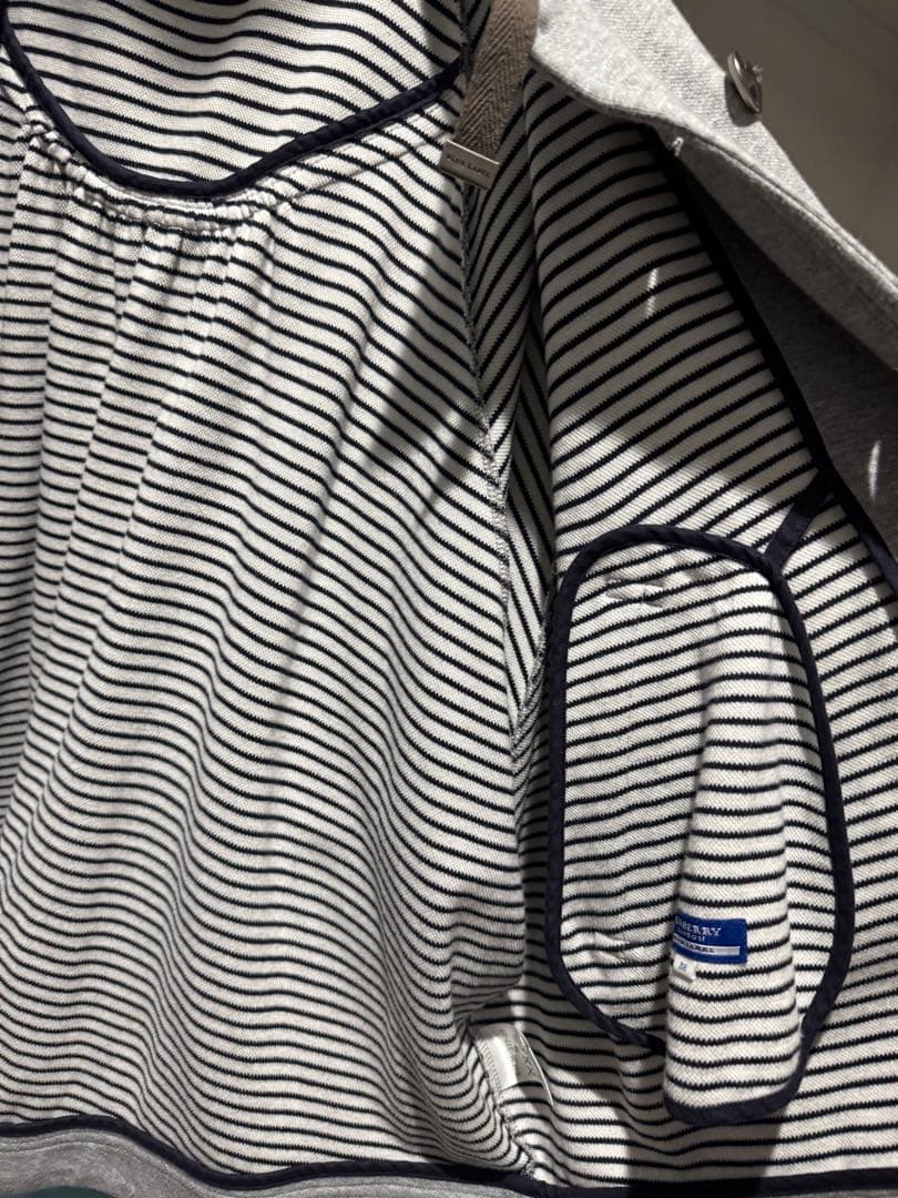 バーバリーブルーレーベル　裏地ボーダーポンチョコート