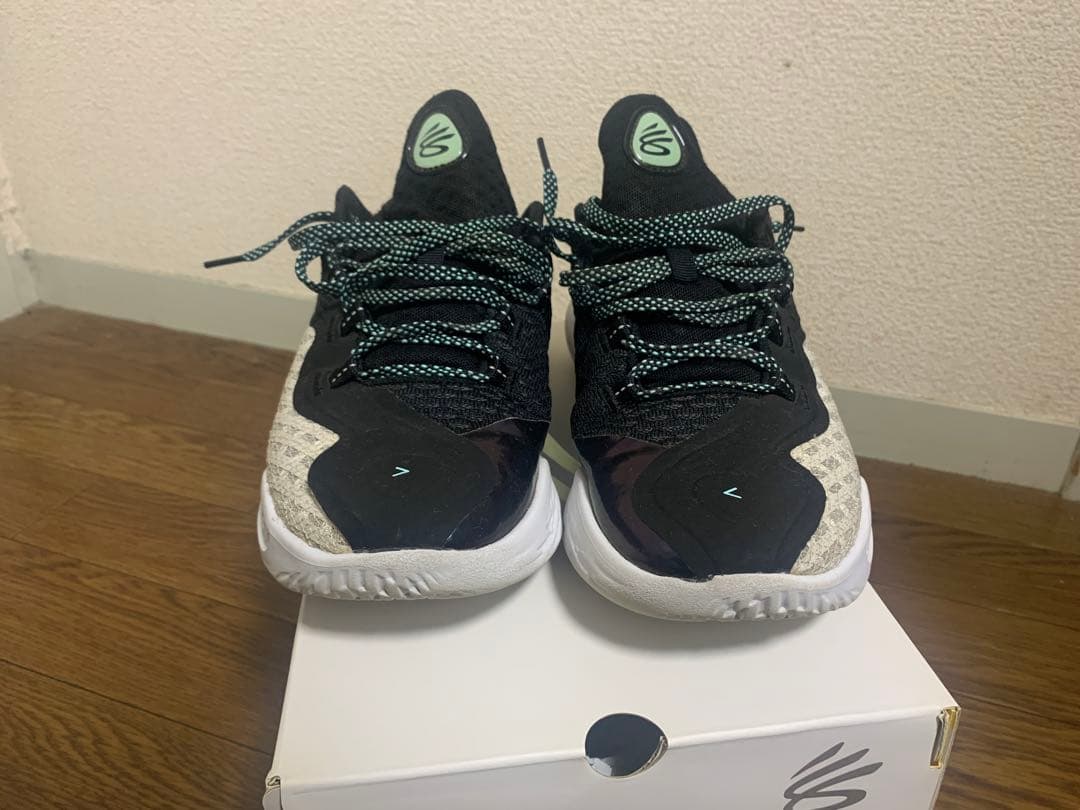 curry11 27㎝ アンダーアーマー カリー バッシュ