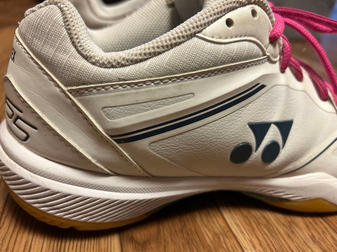 YONEX パワークッション65z スリム　25.5