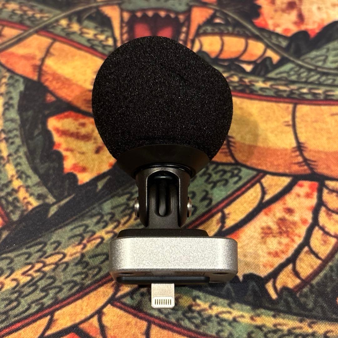 B*s様 SHURE コンデンサーマイクMV88 キャリングケース付き