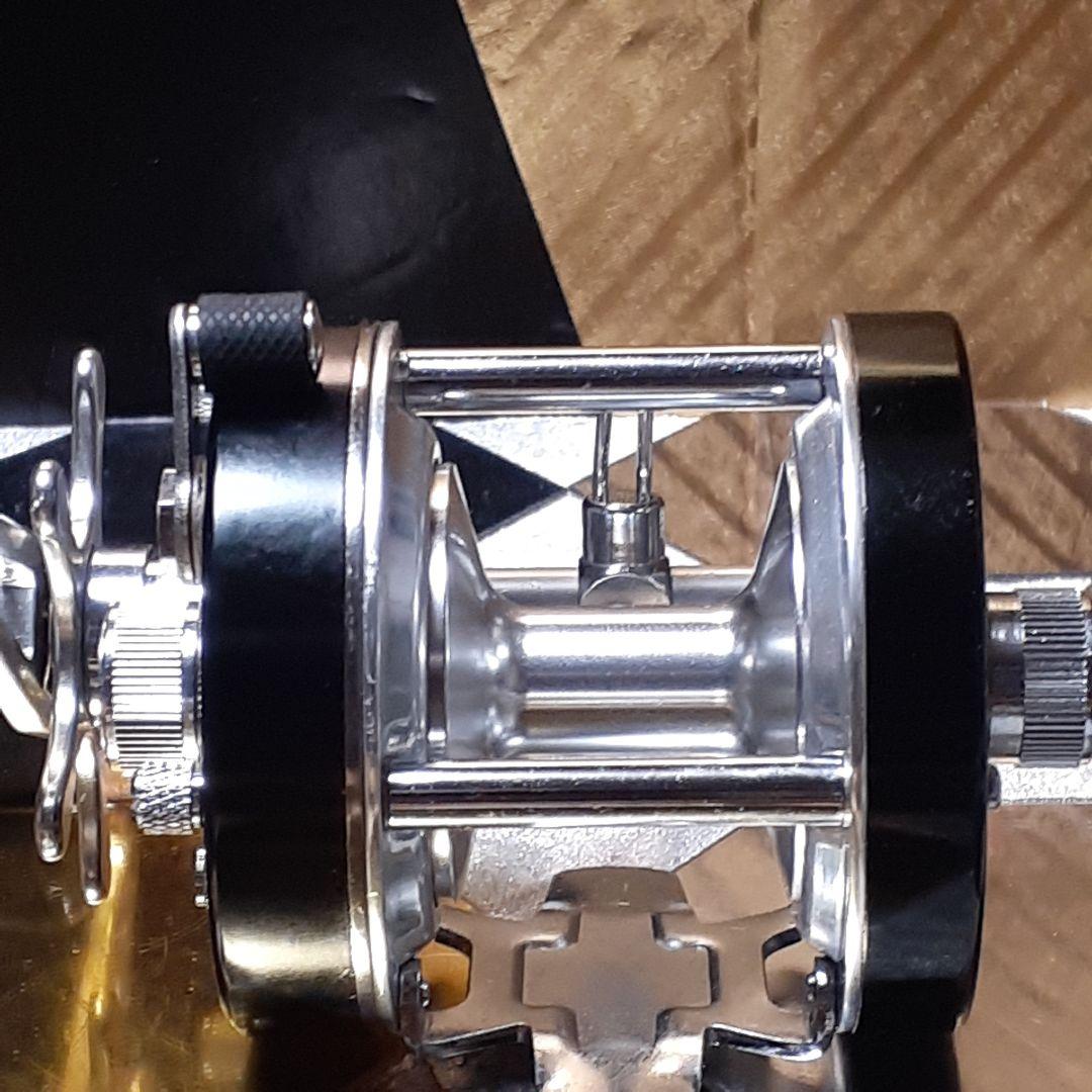 DMK DM 40SL ベイトリール ベイトキャスティングリール 極美品