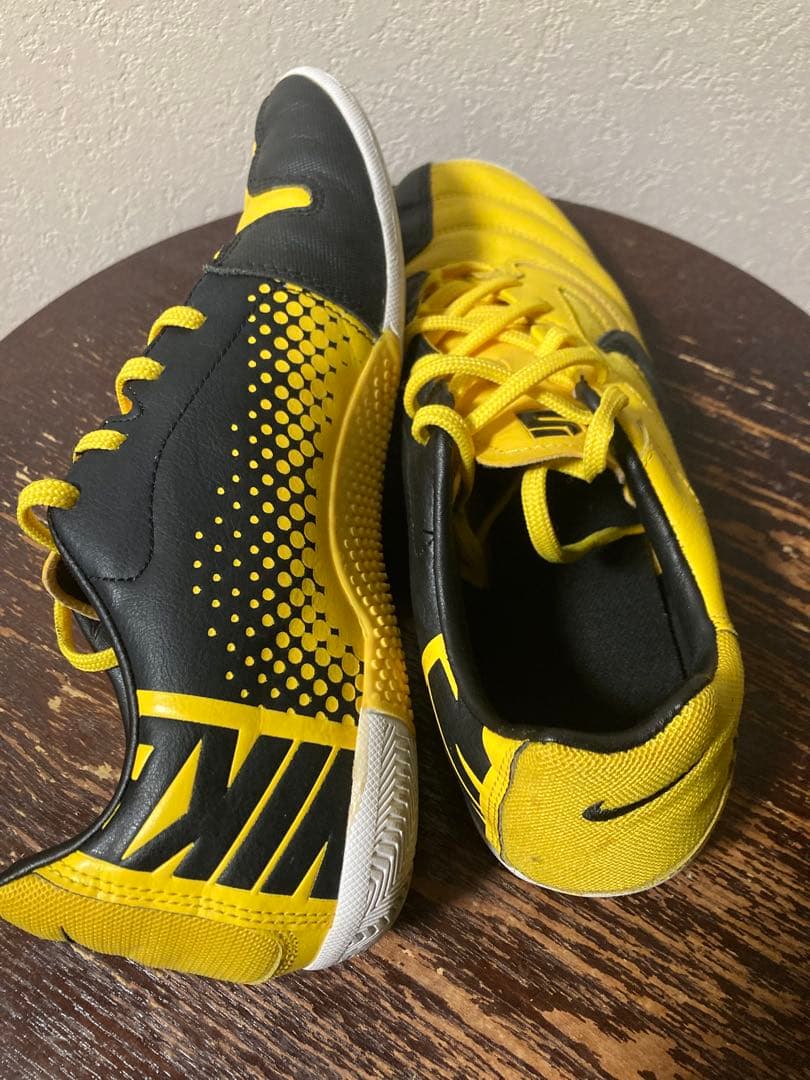 NIKEナイキ5 エラスティコ プロ(イエロー)26.0cm フットサルシューズ