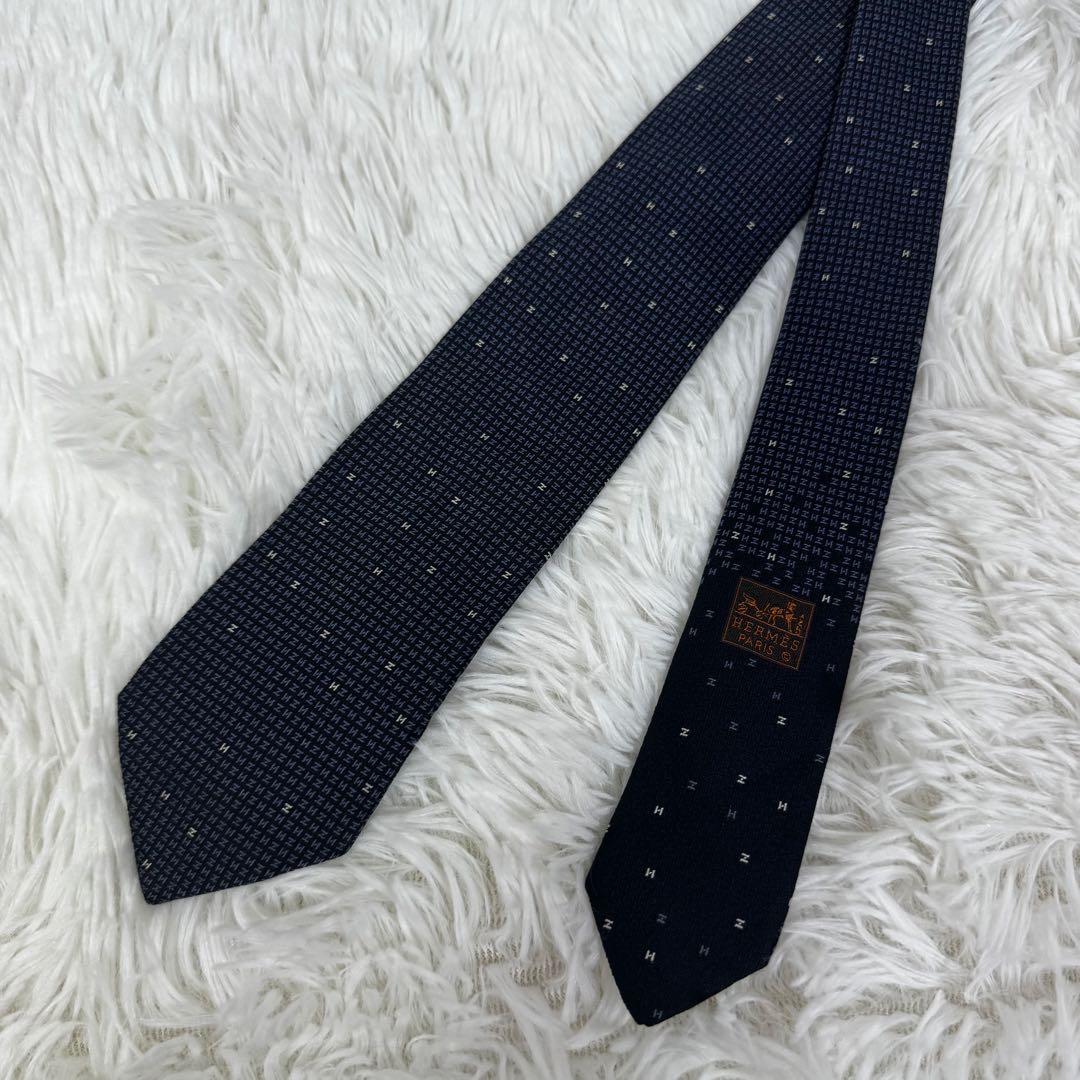 エルメス ネクタイ アーケードH ナロータイ 7cm シルク100％ ネイビー系