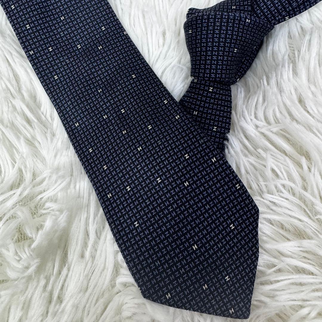 エルメス ネクタイ アーケードH ナロータイ 7cm シルク100％ ネイビー系