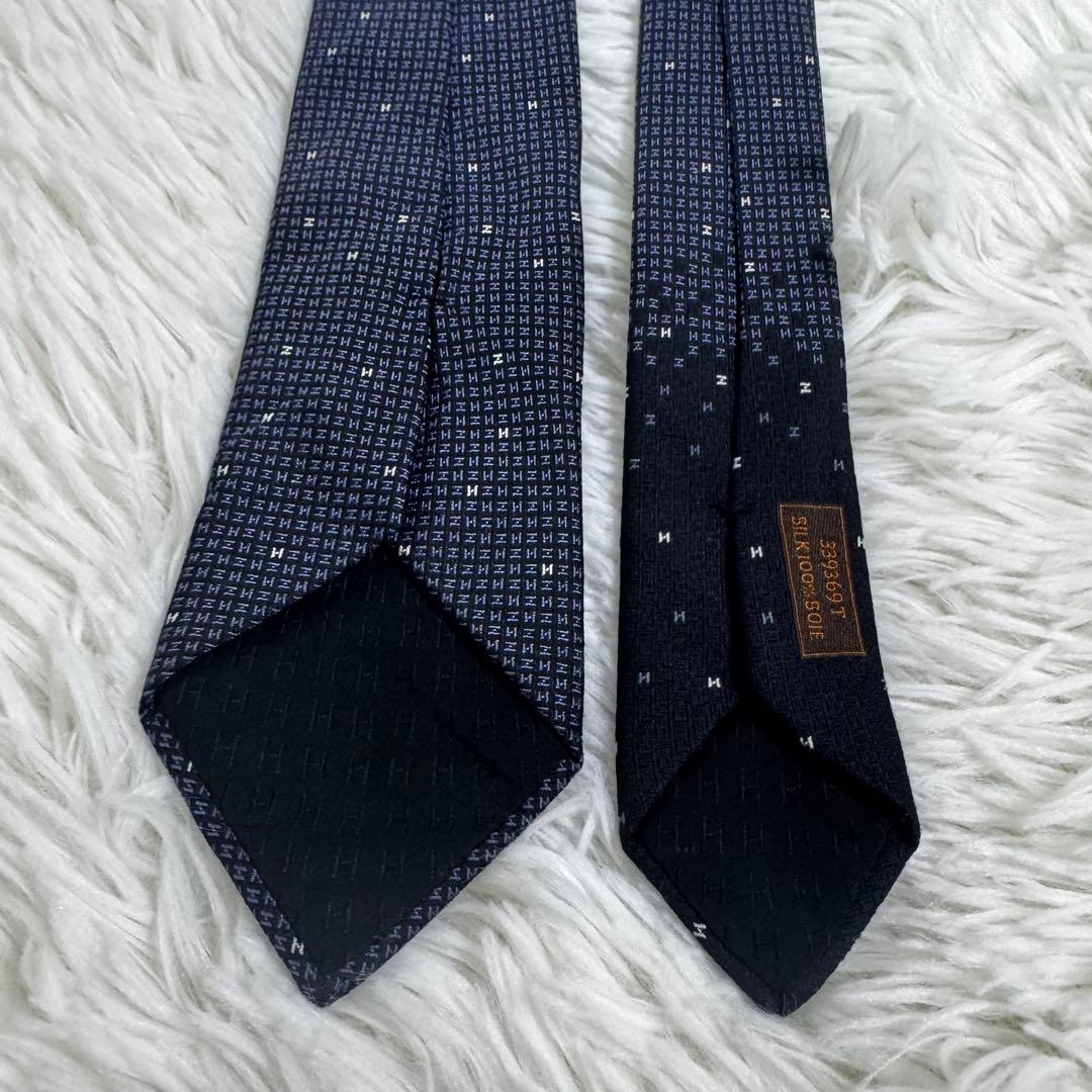 エルメス ネクタイ アーケードH ナロータイ 7cm シルク100％ ネイビー系