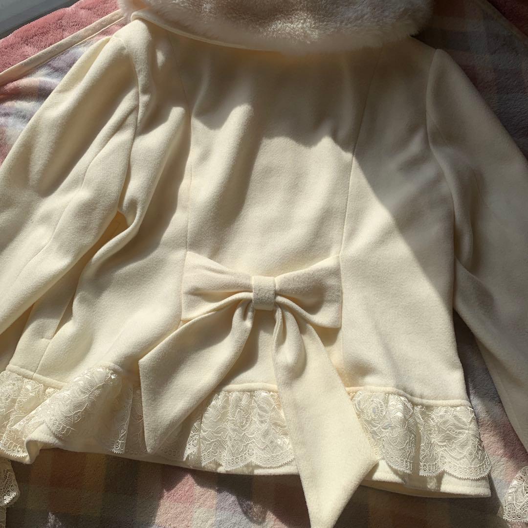 axes femme♡裾レースショートコート♡ホワイト♡M