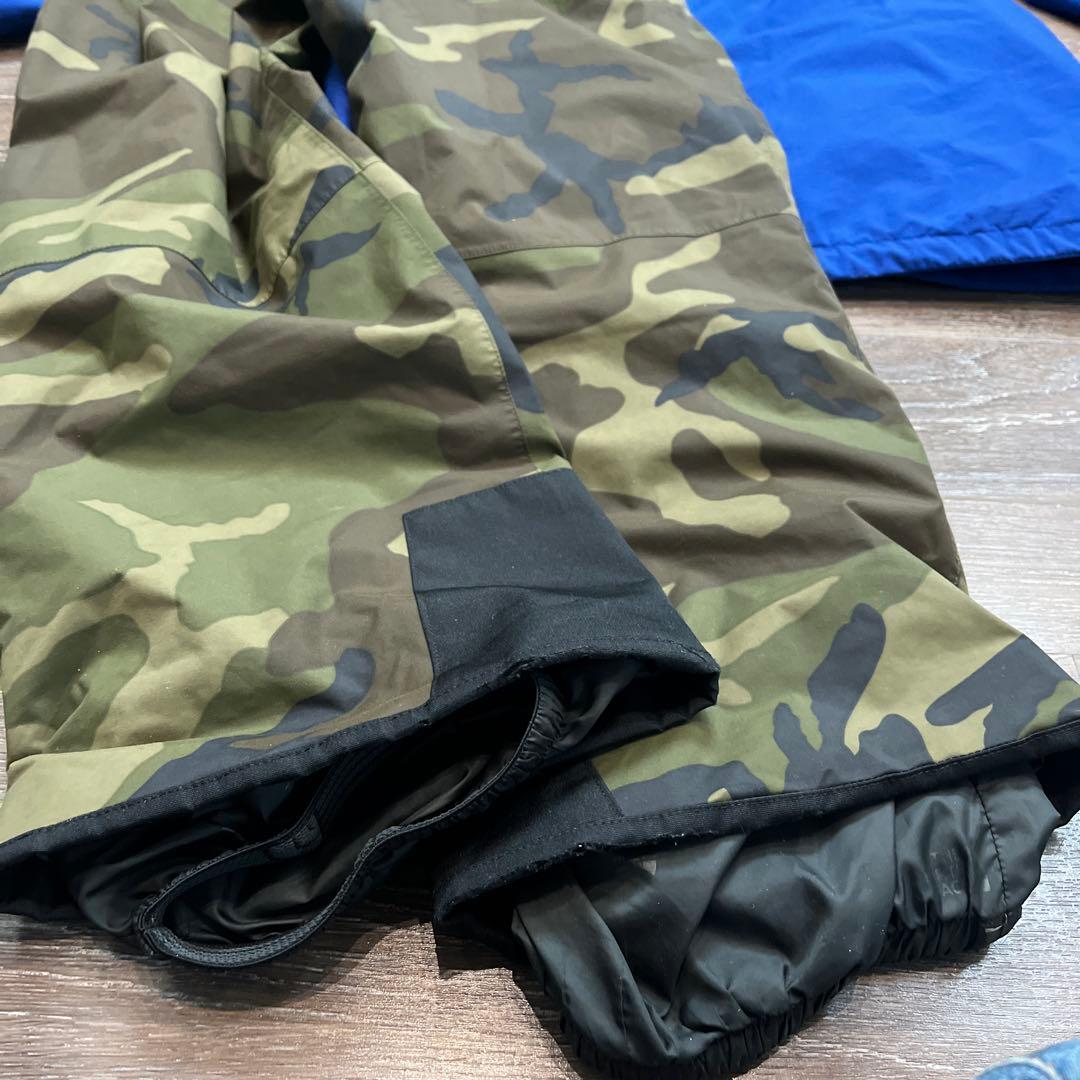 大幅値引きしました　ノースフェイス　スキーウェア　140セットアップ　　男の子