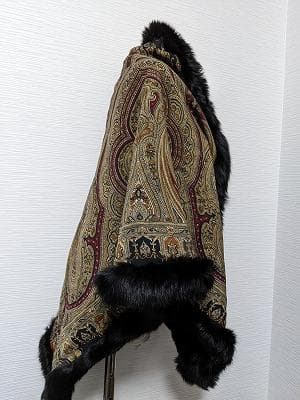 A903　リバーシブル　リアルファー　毛皮トリム　ポンチョコート　マント　ケープ