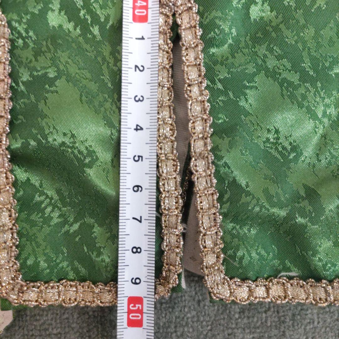 フォークダンス　衣装　ポーランド風　緑色