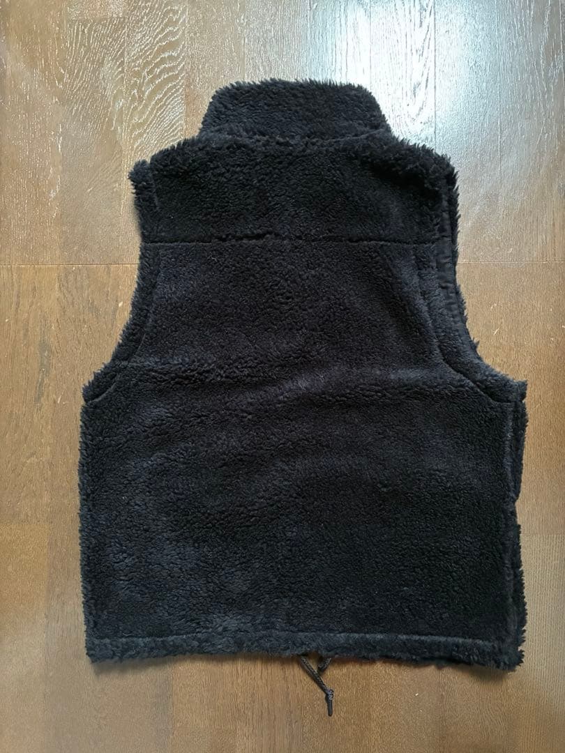 ヘリーハンセン　ボアベスト　9号相当　黒　新品タグ付き